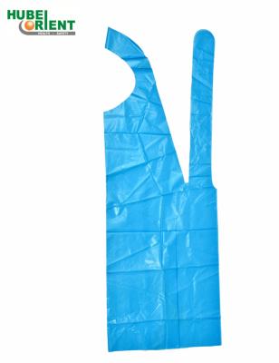 China Avental plástico de limpeza dos aventais descartáveis do PE do avental descartável com superfície lisa à venda
