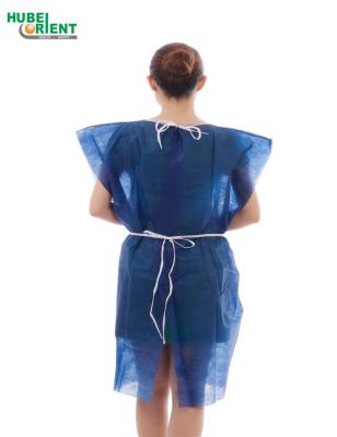 Chine Robes chirurgicales jetables d'isolement d'hôpital de robe de chirurgie d'insolation médicale protectrice bleue de polypropylène à vendre