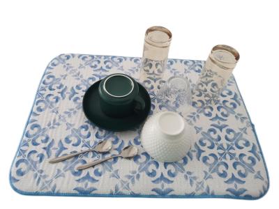 中国 リバーシブルの夏青いMicrofiberは哺乳瓶の台所のための乾燥のマットを皿に盛る 販売のため