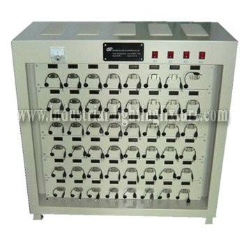 Китай Шкаф AC 220V дисплея СИД поручая кладет 48 блоков в коробку для светильника крышки СИД бесшнурового цифров продается