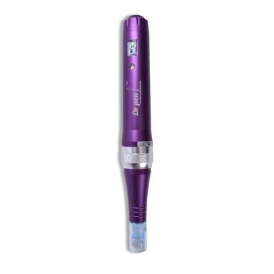 中国 皮のきつく締まること及びアクネの取り外しのための紫色のDerma自動Microneedle Dr.Pen X5 販売のため