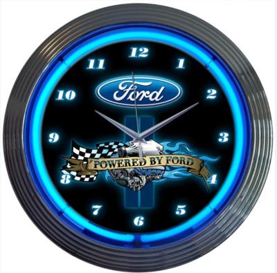 Chine Les horloges de lampe au néon de Pontiac ont entré AC110 l'horloge murale au néon Digital à vendre