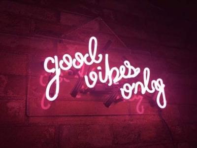 China Realwell Pink Good Vibes Only Neon Sign Wall Decor for Room Bar Shop Restaurant Gift 14