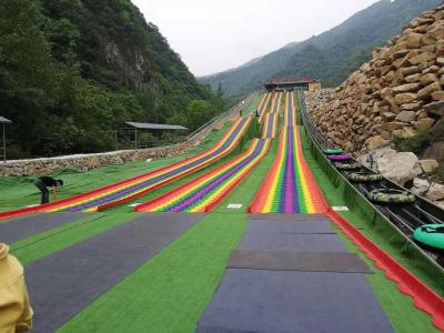 China O arco-íris do pulo desliza o campo de jogos para adolescentes ou adultos à venda