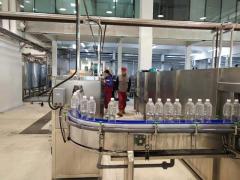 Complete A to Z bottled water production line with fully automatic CIP clean system