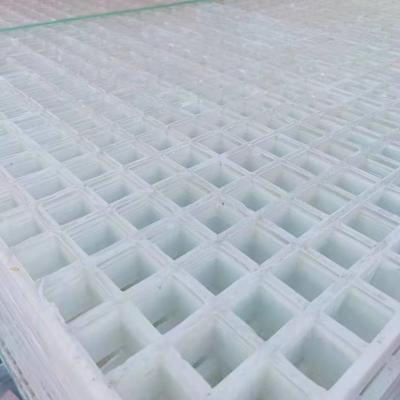 China Transparent FRP Molded Grating Heavy Duty Fiberglass Grating Weather Resistance for sale