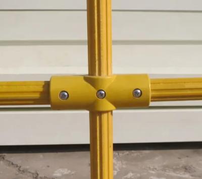中国 1-20mmの円形の管の手すりおよび塀のための黄色いガラス繊維の管付属品 販売のため