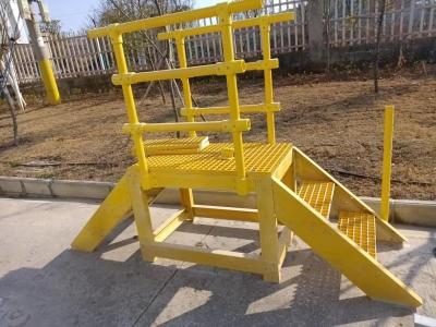 China Customized Size FRP Grating To Build The Safety Ladder And Walkway Platform for sale