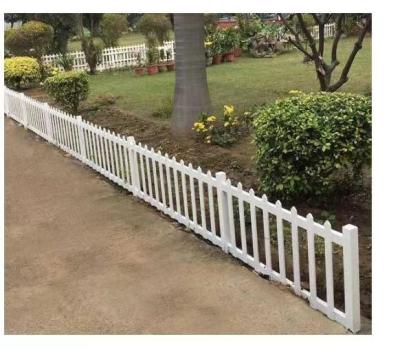 China Garden Or Front Courtyard FRP Fence Customized Size And Color for sale