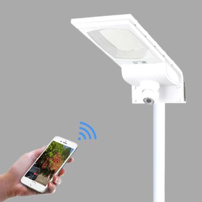 Chine High quality 300w 1080P 4G WIFI all in one street light solar street lights with cctv camera à vendre