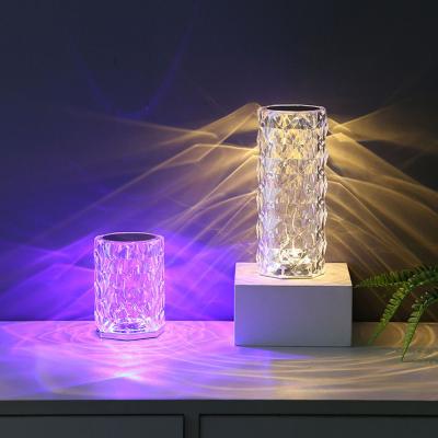 中国 Cylindrical Crystal Table Lamp USB charge LED Ambient desk night lamp touch control 16 colors Atmosphere Rose LED Crystal  lamp 販売のため