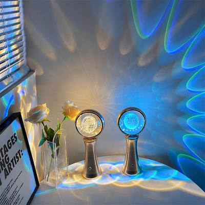 China RGB Trophy Crystal Globe Table Lamp 3D Visual Crystal Globe Atmosphere Light Earth style Crystal Table Lamp for bedroom Te koop