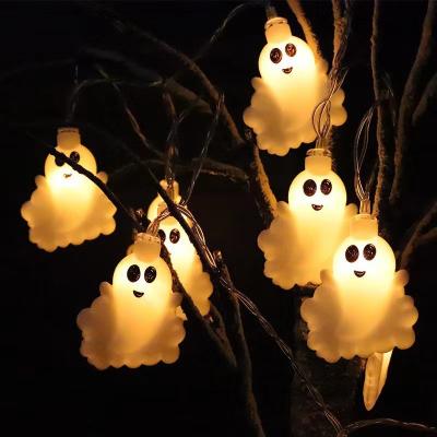 Cina Halloween Ghost Decoration LED String Light Battery Powered for Window Porch Stair Bar Indoor Outdoorhalloween solar lights in vendita