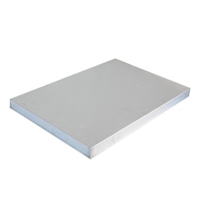 China Undeformable Non Stick Baking Tray Baking Sheet Pan With Oblique Edges for sale