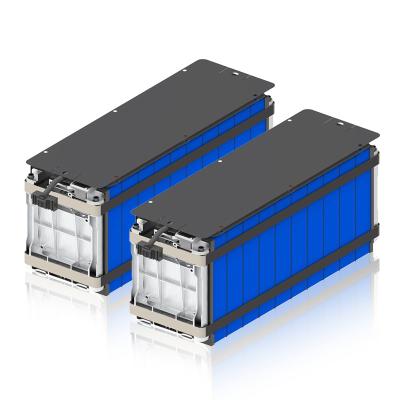 Chine la cellule de batterie au lithium de 12.8V 105ah emballent le module de chargeur de la batterie Lifepo4 à vendre