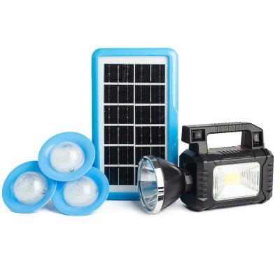 China Home Outdoor Micro Solar System Kit With 3COD Light Bulb Solar Panel And Lamp à venda