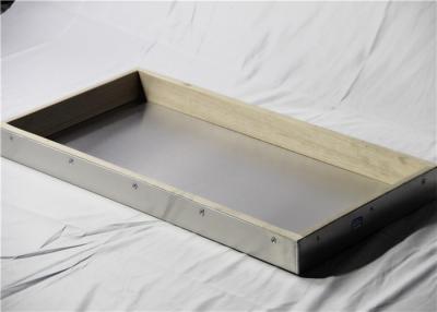 中国 1.5mm 600x400x48mm非棒によってアルミニウムで処理される木製フレームの耐熱の深皿 販売のため