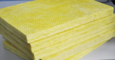 China 100% ES Fiberglass Wool Insulation / Fiberglass Thermal Insulation Roof Building Material for sale