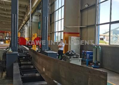 Chine Ligne de soudure de poutre de machine d'Assemblée de poutre en double T de soudure à la molette machine HGS-2500 à vendre