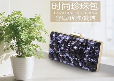 China Señoras de la piedra preciosa de la flor que igualan el acrílico púrpura del color del monedero de los bolsos de embrague en venta