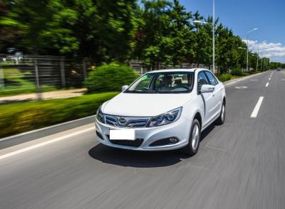 China 305KM 400KM  BYD E5 EV High Performance Pure Electric 4 Doors 5 Seats for sale
