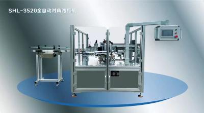 Chine Diagonale plate de machine à étiquettes de boîte de double douille automatique avec l'imprimante Detection à vendre