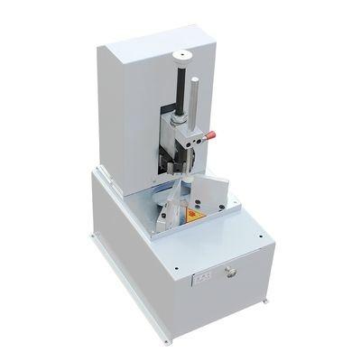 China High Speed Cross Automatic Paper Cutting Machine 220v 1200W Power for sale