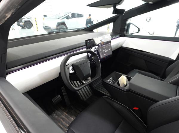 Quality 2024 New Version Cybrtrk Tesla Electric Vehicle Cybertruck Pickuptruck New for sale