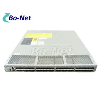 China DS-C9148S-D12P8K9 48 Ports 8x 16GB FC SFP 9148S network Switch en venta