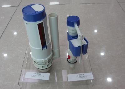 Chine Services de moulage assemblés de couleur de toilette injection convenable en plastique blanche et bleue de réservoir à vendre