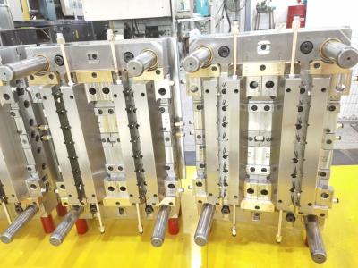 China CNC Machined Plastic Auto Parts Mould With Husky Hot Runner for sale