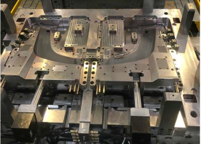 China DME Mould Base Multi Cavity Pressure Injection Molding for sale
