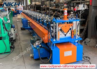China Professioneel metaaldak Ridge Cap Roll vormen machine voor 0,6 mm PPGL-staal Te koop