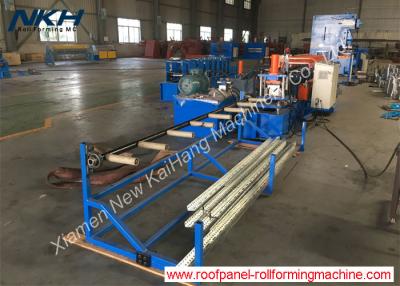 中国 機械、サーボフィードが付いている機械を形作る角度ロールを形作る鋼鉄棚ロール 販売のため