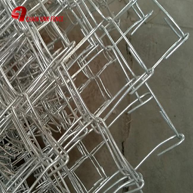 High Quality Factory Goat Galvanized Chain Link Fence for Agricultural Fence Mesh Galvanized Iron Wire Gym Fence Diamond 9 Gauge