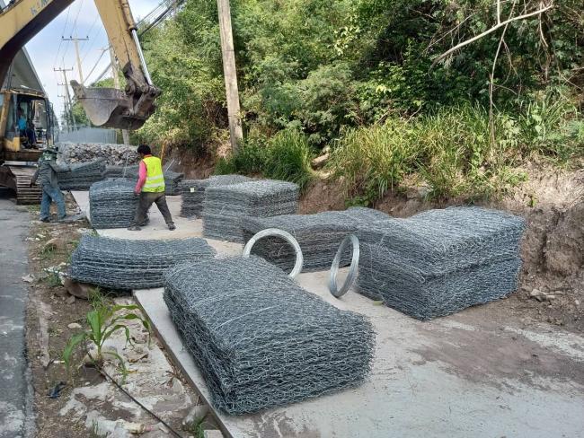 2x1x1m ASTM A975 Heavy Galvanized Gabion Box and Gabion Mattress