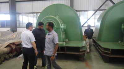 China Aplicações industriais Geradores de turbina hidráulica HTG-1000 com diâmetro do rotor de 2,5 M à venda