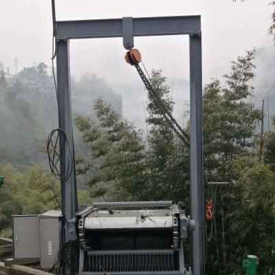 Chine Traitement des eaux résiduaires automatique d'écran de barre IP55 1kw pour la turbine hydraulique de l'eau de centrale à vendre