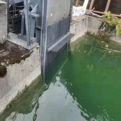China Waste Water Plant PLC Trash Rack Bar Screen Solid Liquid High Separative Effiency for sale