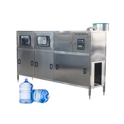 Chine le remplissage automatique de 19L 150BPH machine la ligne de remplissage de l'eau minérale de 3 gallons à vendre