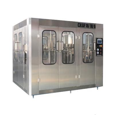 China XGF Monoblock 3 em 1 equipamento de engarrafamento da água da pequena escala da máquina de enchimento 0.5l da água à venda