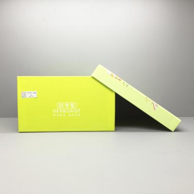 China Caja de reciclaje de encargo de papel de 201*201*115m m para el regalo que embala en venta