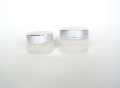 China Tarros y botella de cristal vacíos blancos de encargo 20G 50G de la crema con el casquillo del PESO en venta