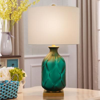 China Changeable Color Green Modern Ceramic Table Lamps For Bedroom 500lm 550lm for sale