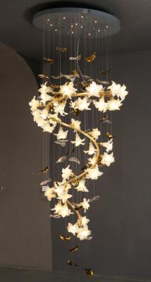 Chine Lumières pendantes de lustre de fleur en verre avec la lampe accrochante d'escalier en céramique de cuivre à vendre