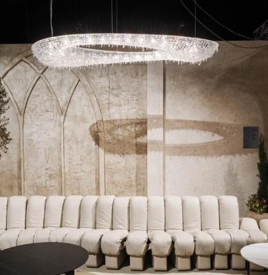 China Lâmpada de pingente de cristal oval para sala de estar e sala de jantar à venda