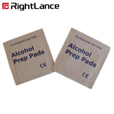 中国 30mm x 60mmアルコール準備は注入のための医学のクリーニングの中型アルコール準備にパッドを入れる 販売のため