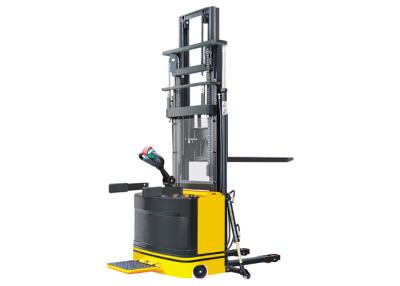 China Heavy Duty Walk Behind Pallet Stacker , Stand Type Ride On Pallet Stacker With Triplex Mast for sale
