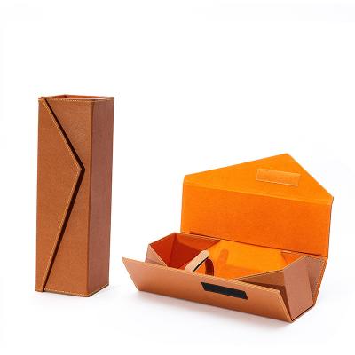 China Wine Classical PU Leather Packaging Gift Boxs With Accessories for sale