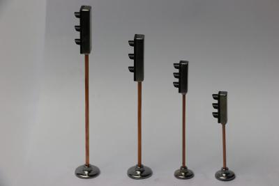 China mini sinal modelo---o poste de luz do metal do sinal de 3 aspectos, modela três luzes de sinal do aspecto à venda